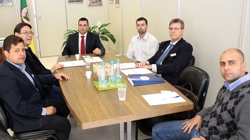 20160927141320reuniao-fehosul.jpg